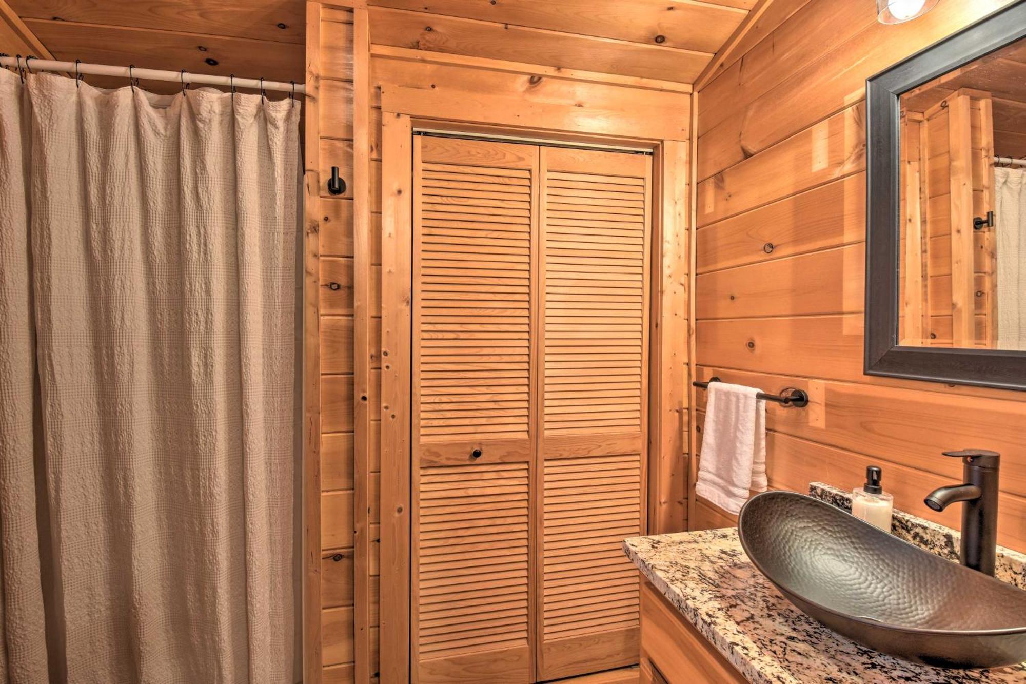 Blue Ridge Cabin Hot Tub, Fire Pit And Grill! Zewnętrze zdjęcie